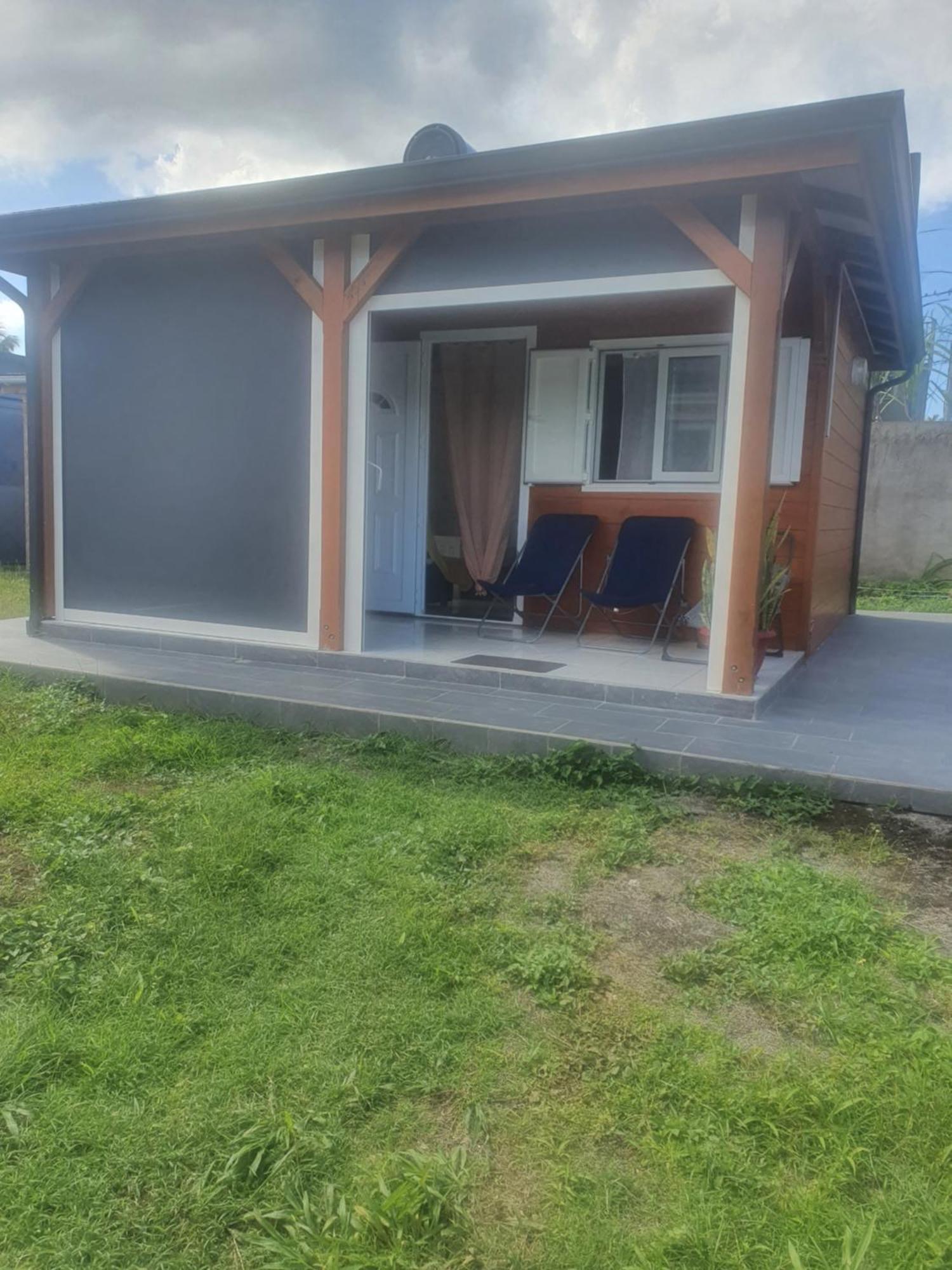 Bungalow Vacances Sainte-Rose Extérieur photo